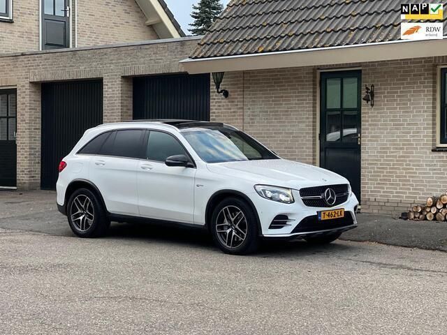 Wit Gebruikt 2017 Mercedes GLC43 AMG AMG SUV | € 36.450 (Eerlijke prijs) - Afbeelding 1/4