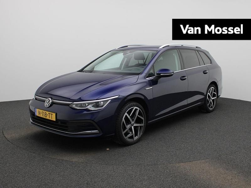 Blauw Occasion 2022 VW Golf VIII Style Stationwagen | € 25.900 (Eerlijke prijs) - Afbeelding 1/4