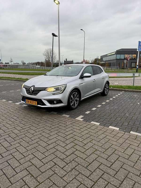 Occasion Renault Mégane IV Bose Edition 110 PK (80 kW) 2016 Grijs Hatchback