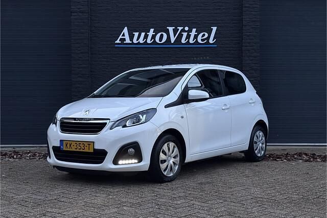 Wit Gebruikt 2016 Peugeot 108 Active Hatchback | € 6.945 (Eerlijke prijs) - Afbeelding 1/4