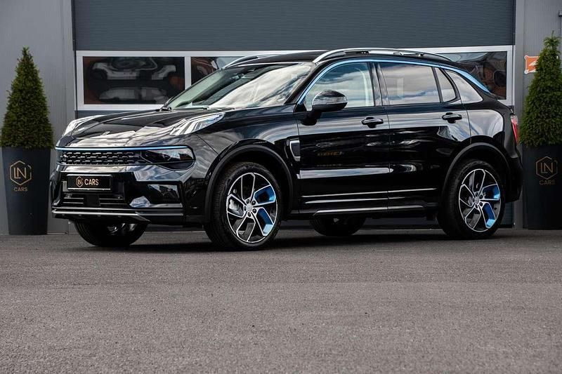 Zwart, metallic lak Gebruikt 2021 Lynk & Co 01 SUV | € 23.950 (Eerlijke prijs) - Afbeelding 1/4