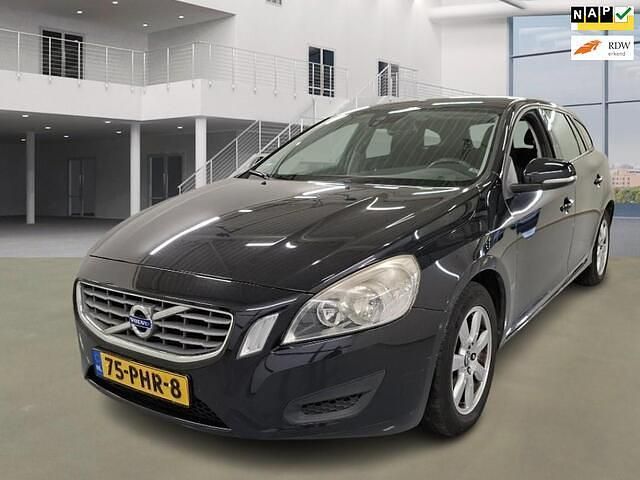 Zwart Gebruikt 2011 Volvo V60 Stationwagen | € 3.995 (Eerlijke prijs) - Afbeelding 1/4