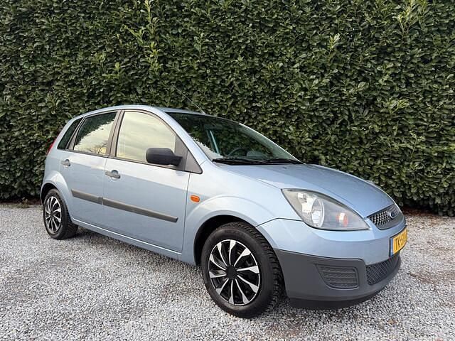 Occasion Ford Fiesta 69 PK (50 kW) 2006 Blauw Hatchback