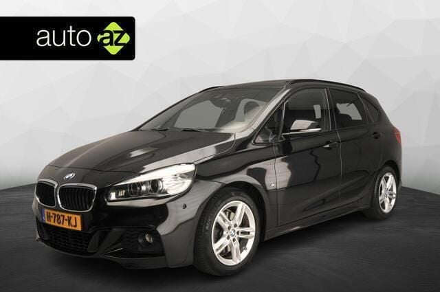 Zwart Gebruikt 2016 BMW 220 M Sport Stationwagen | € 13.900 (Eerlijke prijs) - Afbeelding 1/4