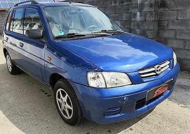 Blauw Gebruikt 2002 Mazda Demio MPV | € 900 (Duur) - Afbeelding 1/4