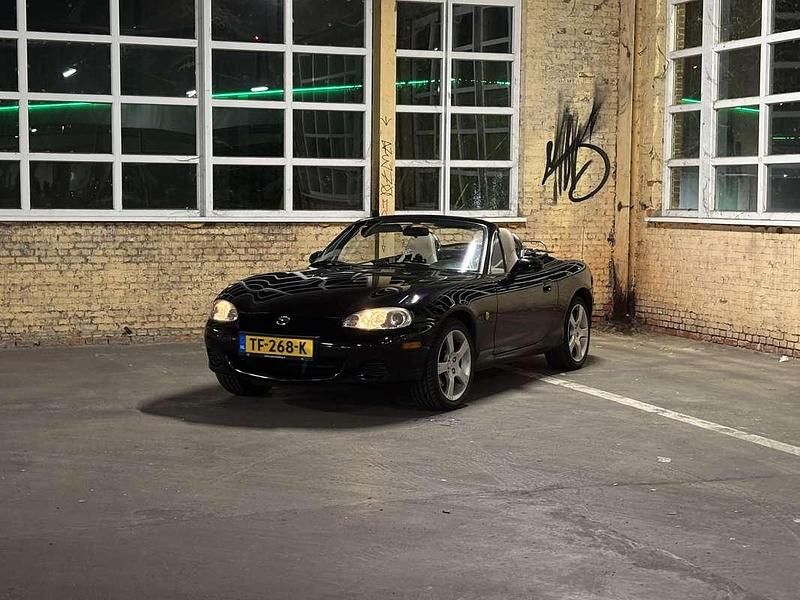 Zwart Gebruikt 2005 Mazda MX5 Exclusive Cabriolet | € 2.500 (Super prijs) - Afbeelding 1/4