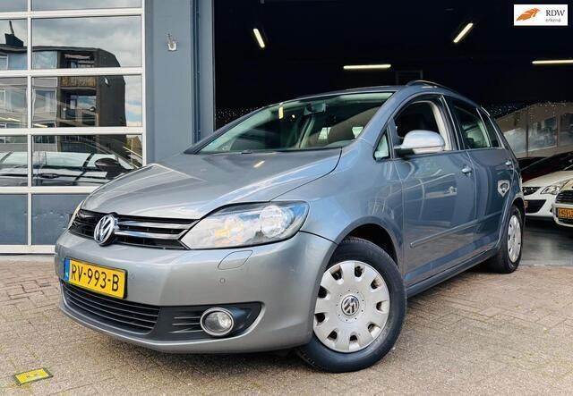 Grijs, metallic lak Gebruikt 2011 VW Golf Plus Highline MPV | € 2.350 (Super prijs) - Afbeelding 1/4