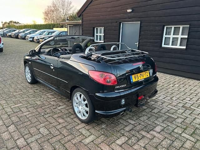 Occasion Peugeot 206 CC 136 PK (100 kW) 2005 Zwart (metallic) Cabriolet