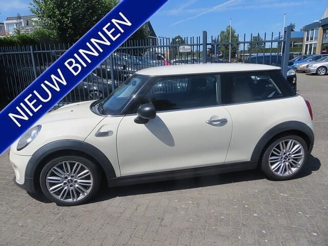 Wit Gebruikt 2015 Mini ONE Salt Hatchback | € 6.299 (Eerlijke prijs) - Afbeelding 1/4