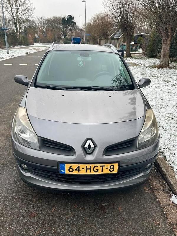 Occasion 2008 Renault Clio II Stationwagen | € 1.250 (Goede deal) - Afbeelding 1/4