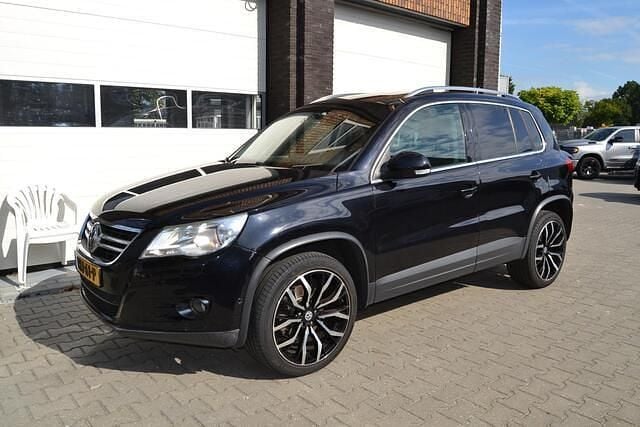 Zwart Gebruikt 2009 VW Tiguan SUV | € 4.950 (Goede deal) - Afbeelding 1/4