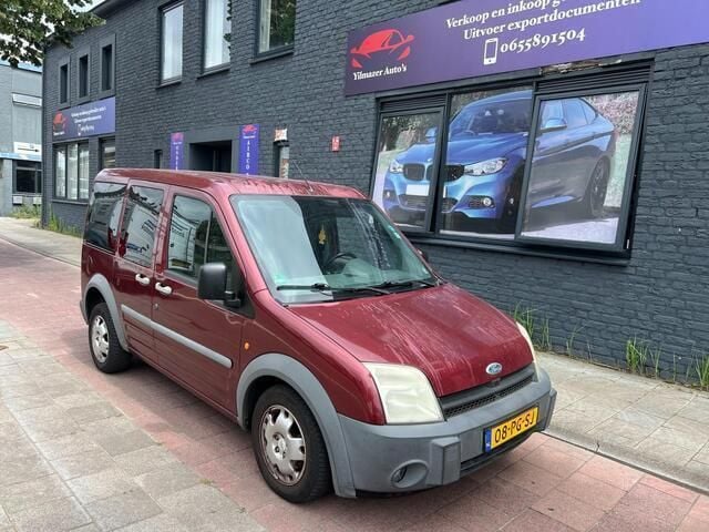 Rood Gebruikt 2004 Ford Tourneo Connect Futura MPV | € 1.899 - Afbeelding 1/4