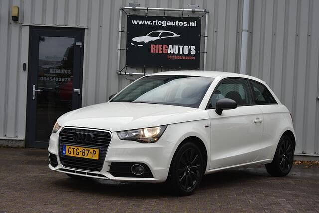 Wit Gebruikt 2014 Audi A1 Sport Hatchback | € 7.950 (Goede deal) - Afbeelding 1/4