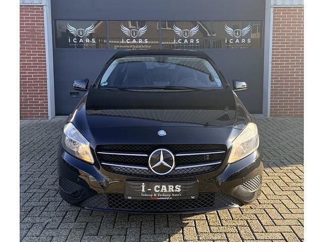 Occasion Mercedes A180 Style 122 PK (89 kW) 2013 Zwart (metallic) Hatchback