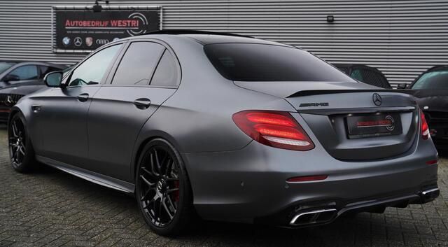 Occasion Mercedes E63S AMG Premium Plus 612 PK (450 kW) 2018 Grijs Sedan