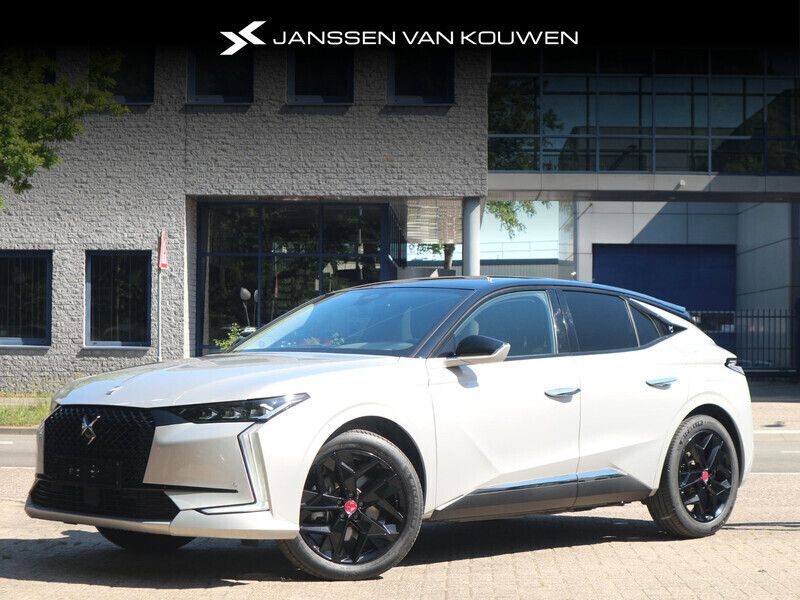 Grijs Gebruikt 2022 DS Automobiles DS4 Performance Line Plus Hatchback | € 30.895 (Eerlijke prijs) - Afbeelding 1/4