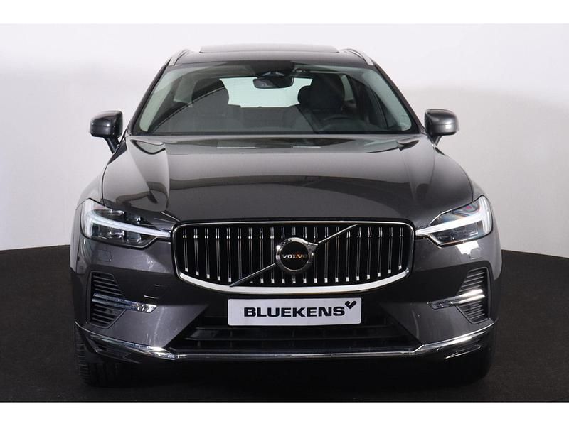 Occasion Volvo XC60 Core 350 PK (257 kW) 2024 Grijs SUV