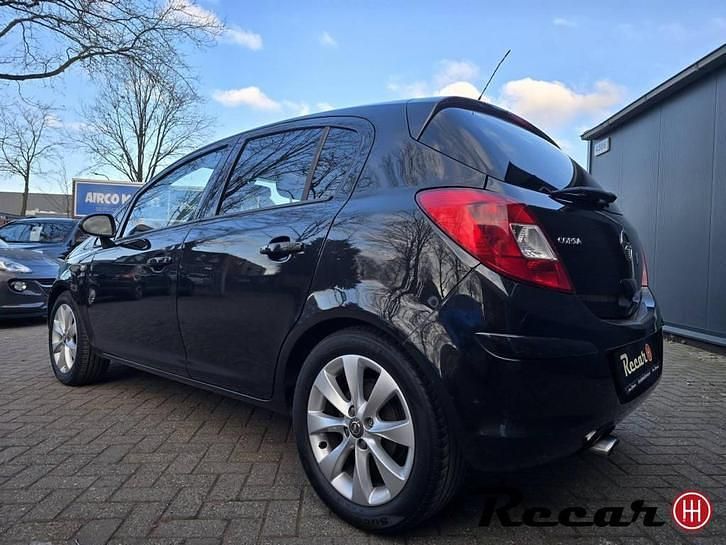 Occasion Opel Corsa 87 PK (63 kW) 2012 Zwart Hatchback