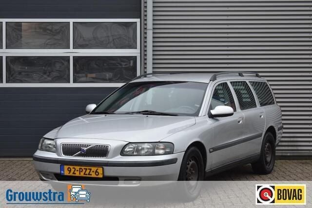 Occasion Volvo V70 140 PK (102 kW) 2002 Grijs Stationwagen