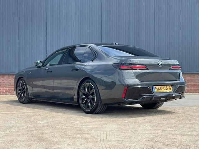 Occasion BMW 750e M Sport 490 PK (360 kW) 2024 Grijs Sedan