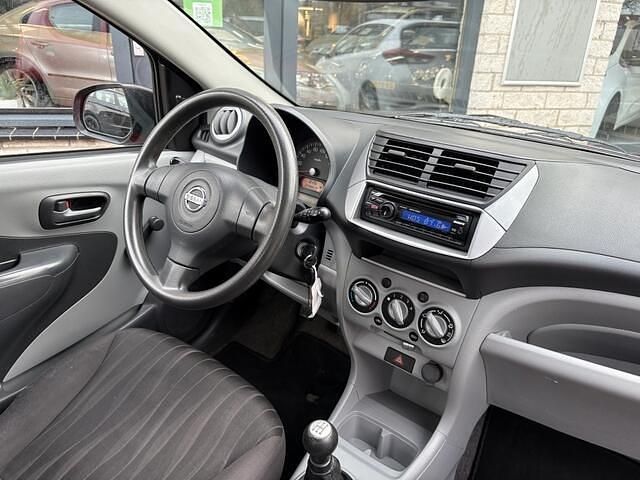 Occasion Nissan Pixo Visia 68 PK (50 kW) 2010 Rood Hatchback