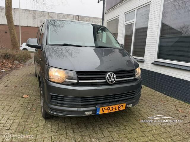 Grijs Gebruikt 2016 VW T6 Trendline Van | € 12.950 - Afbeelding 1/4