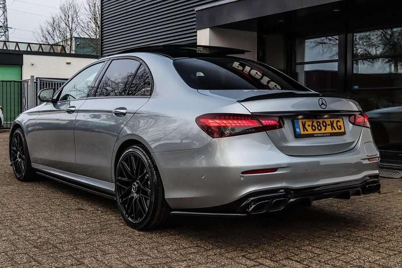 Occasion Mercedes E300 AMG 211 PK (155 kW) 2021 Grijs Sedan