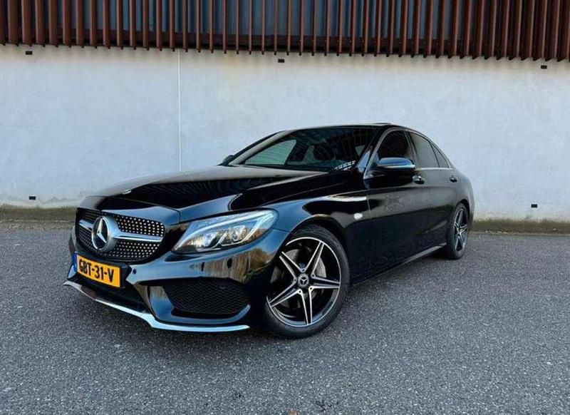 Zwart Gebruikt 2018 Mercedes C250 Premium Plus Sedan | € 24.750 (Eerlijke prijs) - Afbeelding 1/4