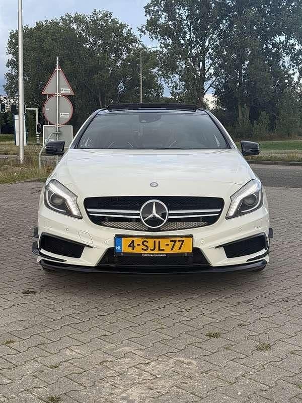 Wit Gebruikt 2013 Mercedes A45 AMG AMG Stationwagen | € 22.500 - Afbeelding 1/4