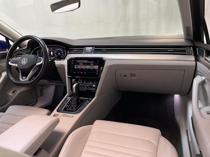 Occasion VW Passat Business+ 150 PK (110 kW) 2021 Blauw Stationwagen