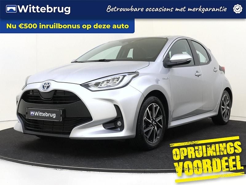 Grijs Occasion 2020 Toyota Yaris Edition Hatchback | € 19.925 (Goede deal) - Afbeelding 1/3