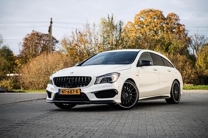 Gebruikt 2015 Mercedes CLA45 AMG Shooting Brake AMG Stationwagen | € 23.650 - Afbeelding 1/1