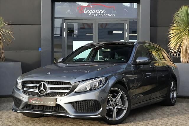 Grijs Occasion 2018 Mercedes C180 Sport Edition Stationwagen | € 19.950 (Eerlijke prijs) - Afbeelding 1/4
