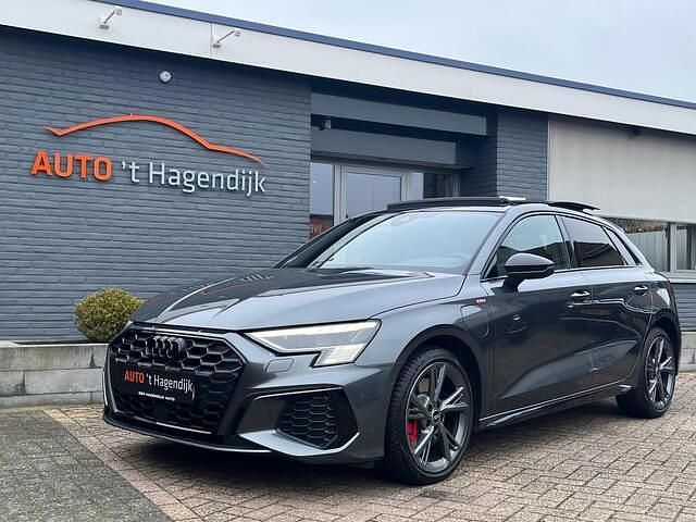 Occasion Audi A3 Sportback Competition 245 PK (180 kW) 2022 Grijs Hatchback