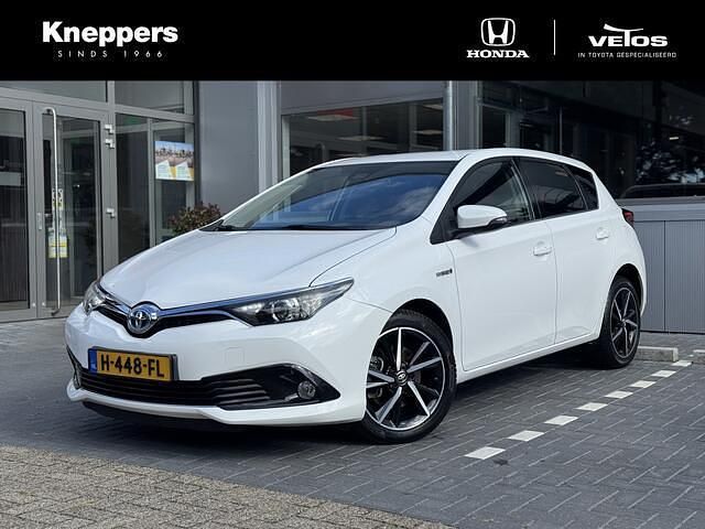 Wit Gebruikt 2017 Toyota Auris Edition Hatchback | € 17.900 (Eerlijke prijs) - Afbeelding 1/4