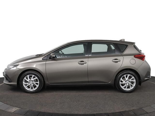 Occasion Toyota Auris 116 PK (85 kW) 2017 Grijs Hatchback