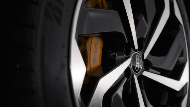 Occasion Audi e-tron Sportback S-Line 300 kW (408 PK) 2021 Blauwnavarrablauw metallic SUV