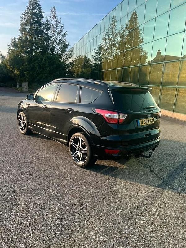 Occasion Ford Kuga ST-Line 150 PK (110 kW) 2019 Zwart SUV
