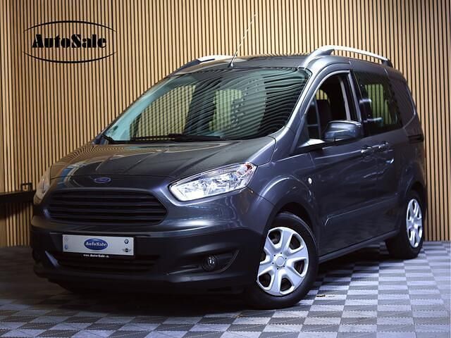 Grijs (metallic) Occasion 2018 Ford Tourneo Courier Titanium MPV | € 13.444 (Eerlijke prijs) - Afbeelding 1/4
