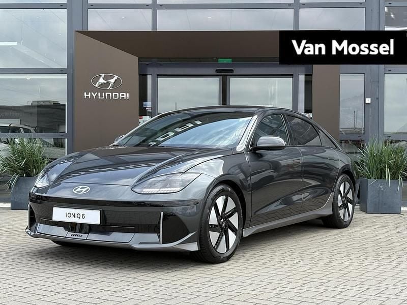 Grijs Nieuw 2025 Hyundai Ioniq 6 Sedan | € 44.940 (Super prijs) - Afbeelding 1/3