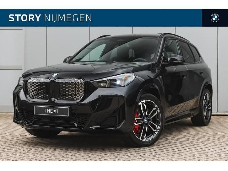 Nieuw 2025 BMW iX1 M Sport SUV | € 57.884 (Goede deal) - Afbeelding 1/1