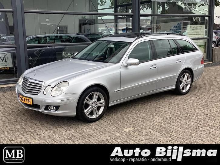 Grijs Gebruikt 2007 Mercedes E200 Elegance Stationwagen | € 10.995 (Eerlijke prijs) - Afbeelding 1/4