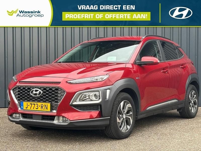 Rood (metallic) Gebruikt 2020 Hyundai Kona SUV | € 21.390 (Eerlijke prijs) - Afbeelding 1/4