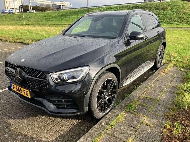 Zwart Gebruikt 2020 Mercedes GLC300 Premium Plus SUV | € 37.950 - Afbeelding 1/4