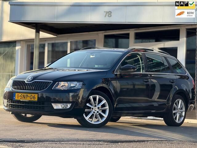 Zwart, metallic lak Gebruikt 2013 Skoda Octavia Business Line Stationwagen | € 7.950 (Eerlijke prijs) - Afbeelding 1/4