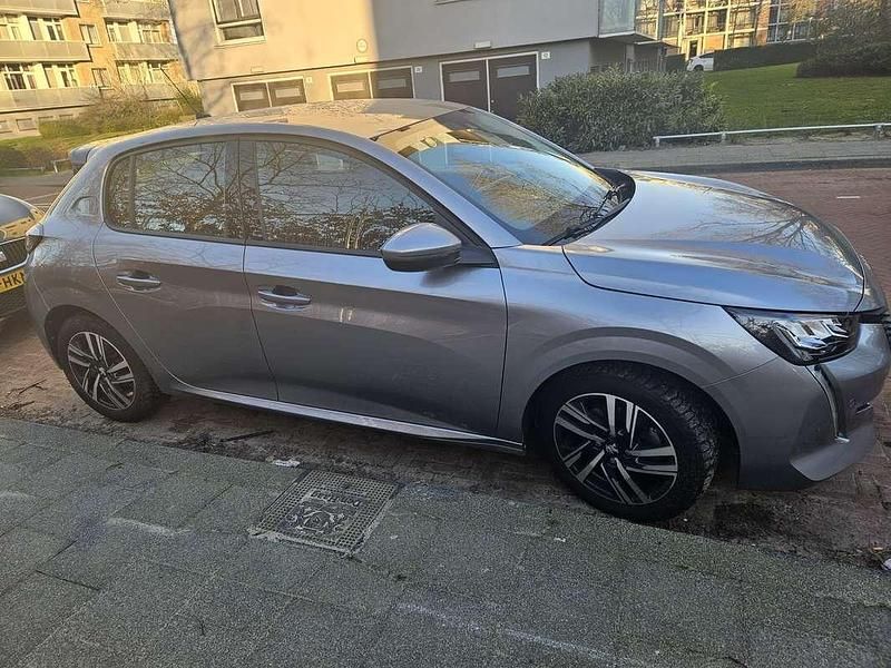 Occasion Peugeot 208 Allure 101 PK (74 kW) 2020 Grijs Hatchback