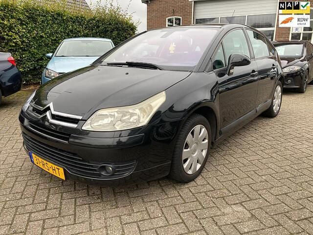 Zwart Gebruikt 2005 Citroën C4 Hatchback | € 1.349 (Eerlijke prijs) - Afbeelding 1/4