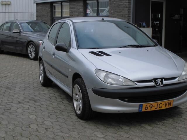Afbeelding 2/4