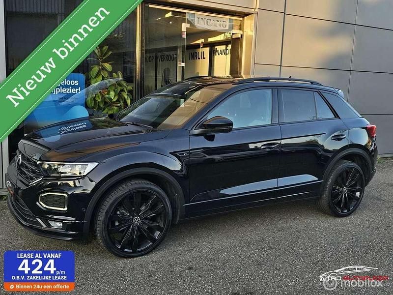 Zwart Gebruikt 2021 VW T-Roc R-line SUV | € 31.995 (Eerlijke prijs) - Afbeelding 1/4