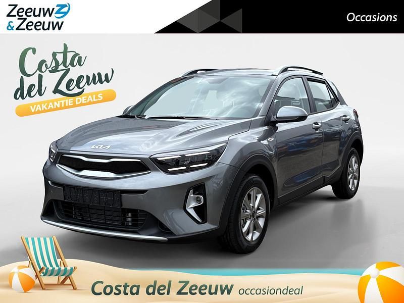 Grijs Gebruikt 2025 Kia Stonic SUV | € 29.995 (Duur) - Afbeelding 1/4